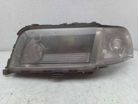 Faro Izquierdo Audi A8 3.3 V8 32V TDI BITURBO CAT AKF) 224CV 165KW