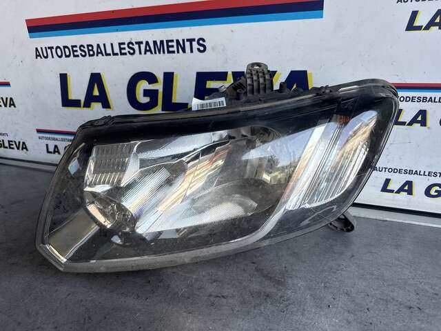 Faro Izquierdo Dacia Sandero 1.5 DCI 90CV