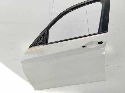 Foto 2ª: Puerta Delantera Izquierda Bmw Serie 1 114 116 D [N47 D20 C] (2011)