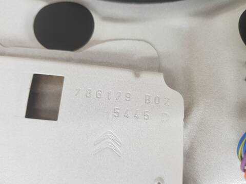 Foto 3ª: Puerta Delantera Derecha Citroen C4 ORIGINS