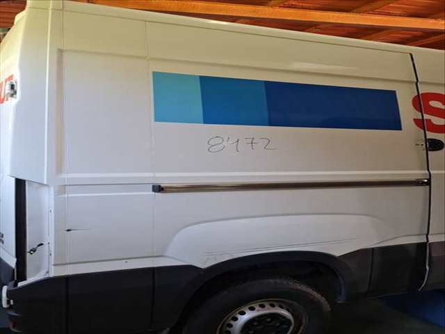 Aleta Trasera Derecha Iveco Daily NATURALPOWER 35S14 35C14 40C14 50C14 60C14 65C14 ... 136CV 100KW FURGONETA