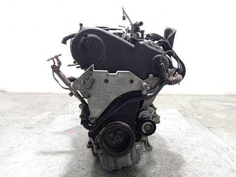 Foto 3ª: Despiece Motor Volkswagen Golf 1.6 TDI 105CV 77KW [CAYC] (2009)