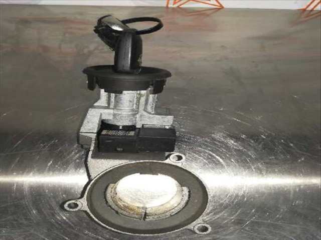 Foto 3ª: Antirrobo Opel Corsa 90CV 66KW (2006)