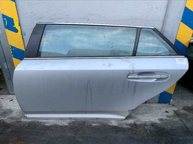 Puerta Trasera Izquierda Toyota Avensis 2.2 D4D 150CV