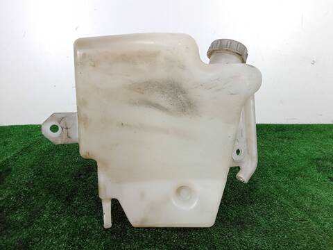 Foto 2ª: Deposito Limpiaparabrisas Mitsubishi Canter 3.0 D 180CV 129KW 7C18 [4P10-BAT6,4P10-T6] (2020)