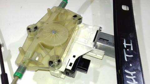 Foto 2ª: Elevalunas Manual Trasero Izquierdo Audi Q7 3.0 TDI 233CV 171KW [BUG] (2007)