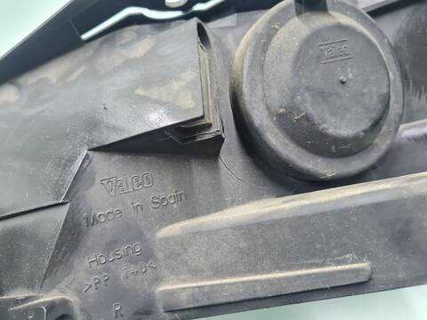 Foto 3ª: Faro Derecho Volkswagen Passat ADVANCE BERLINA 140CV 103KW [BKP] (2006)