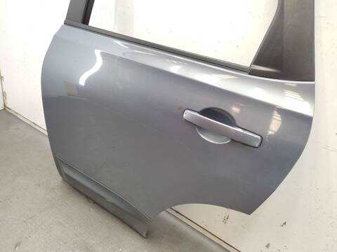 Foto 2ª: Puerta Trasera Izquierda Nissan Qashqai 2.0 141CV 104KW [MR20] (2008)