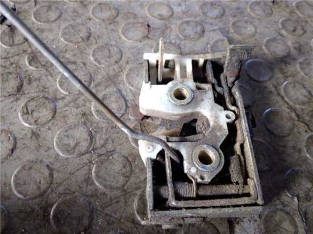 Foto 2ª: Cerradura Puerta Trasera Izquierda Volkswagen Passat 1.8 [JV]