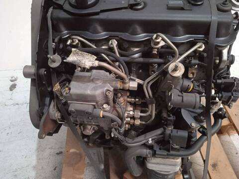 Foto 3ª: Motor Completo Volkswagen Polo 1.9 DIESEL BERLINA 64CV 47KW [ASX] (2000)
