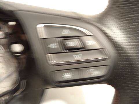 Foto 3ª: Volante Mg HS 1.5 T SAS23) 162CV 119KW [15E4E] (2023)