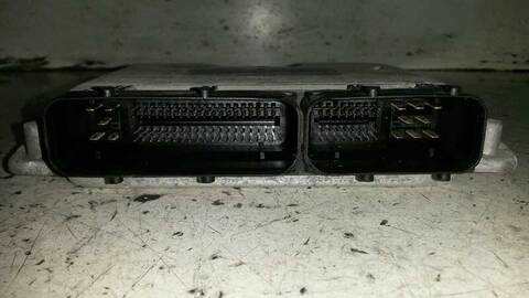 Foto 2ª: Centralita Motor ECU Volkswagen Golf ADVANCE BERLINA 110CV 81KW [ASV] (2001)