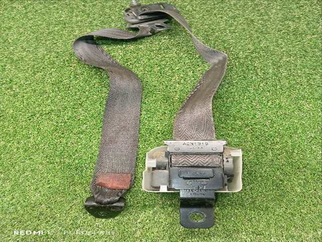 Foto 2ª: Cinturón Delantero Derecho Mitsubishi L200 2.5 D 4P CAJA ABIERTA [4D56] (1999)