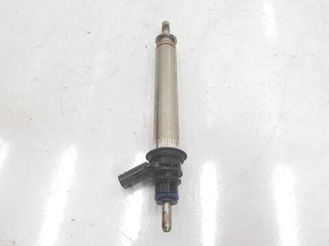 Foto 3ª: Inyectores Mercedes Clase C 160 4.0 V8 510CV 97KW [177980] (2015)