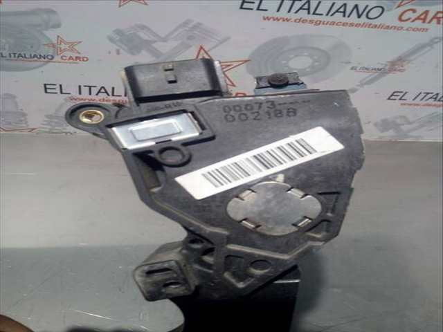 Foto 3ª: Pedal Freno Dacia Dokker AMBIANCE 75CV 55KW [K9K E6] (2018)