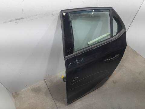 Foto 3ª: Puerta Trasera Izquierda Opel Corsa GS 101CV 74KW [HN05] (2023)