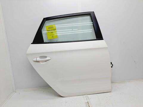 Puerta Trasera Derecha Kia Carens BASIC 116CV 85KW