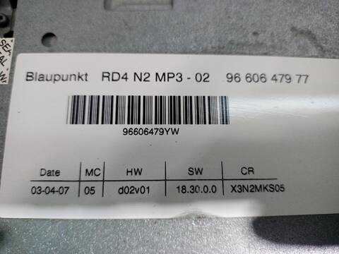 Foto 3ª: Sistema Audio Radio CD Citroen C5 ATTRACTION 109CV [9HYDV6TED4] (2004)