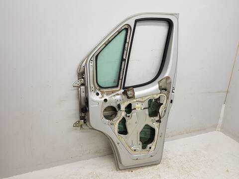 Foto 3ª: Puerta Delantera Derecha Peugeot Boxer HDI 333) 113CV 83KW FURGON