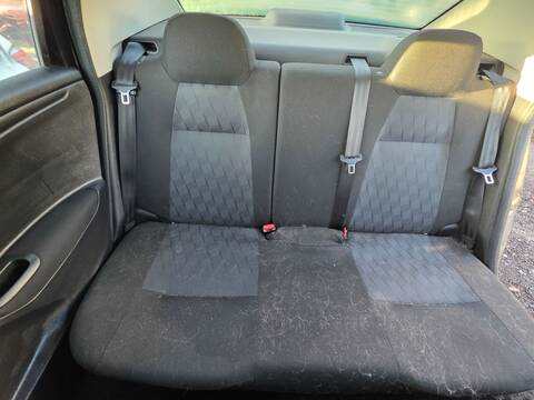 Foto 3ª: Asientos Traseros Citroen C Elysee HMT (2016)