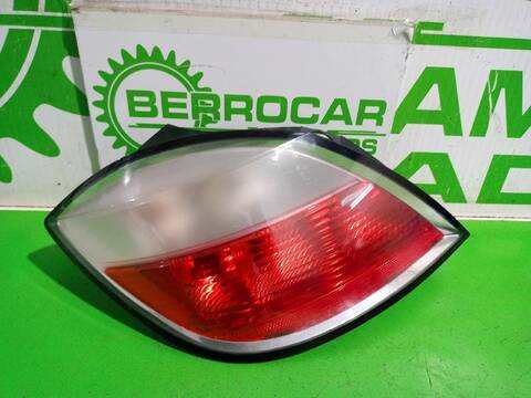 Foto 2ª: Piloto Trasero Izquierdo Opel Astra ESSENTIA 90CV [Z14XEP] (2004)