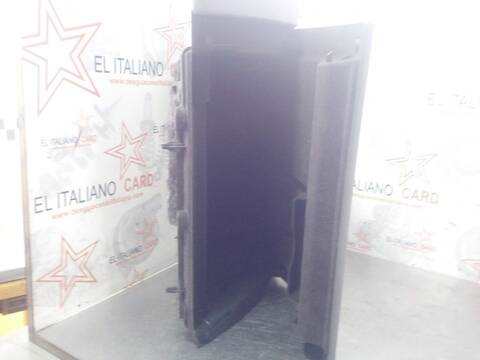 Foto 4ª: Guantera Audi A5 2.0 TDI 105KW) 143CV [CAGA] (2010)