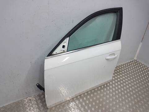 Foto 2ª: Puerta Delantera Izquierda Audi A4 2.0 TDI 105KW) (2012)