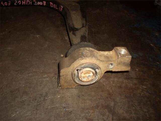 Brazo Suspension Delantero Izquierdo Peugeot 407 2.0 HDI 135