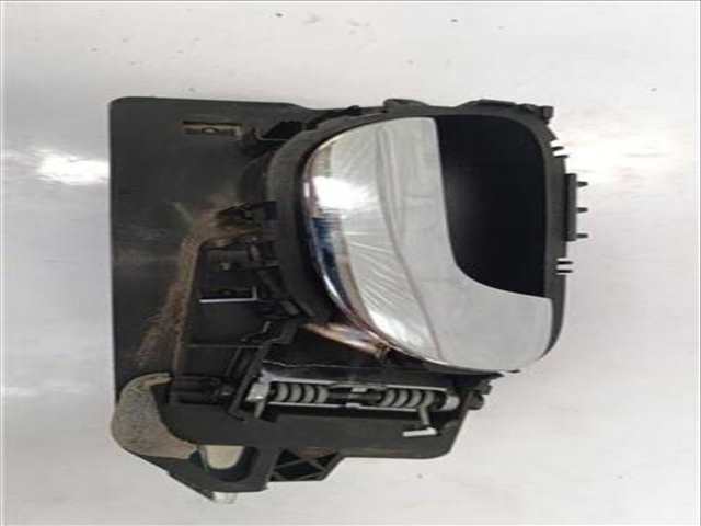 Maneta Interior Delantera Derecha Peugeot 307 1.6 SW [1 6 LTR. - 80 KW 16V CAT NFU - TU5JP4)] 109CV