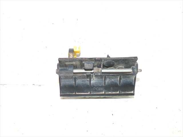 Maneta Exterior Portón Kia Carnival 2.9 CRDI 2006-2011