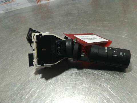 Foto 2ª: Mando Multifuncion Nissan Murano BASICO 234CV 172KW [VQ35DE] (2005)