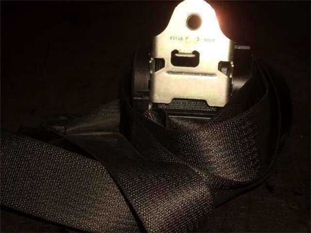 Foto 3ª: Cinturón Trasero Derecho Opel Corsa 1.3 CDTI [Z 13 DTJ]