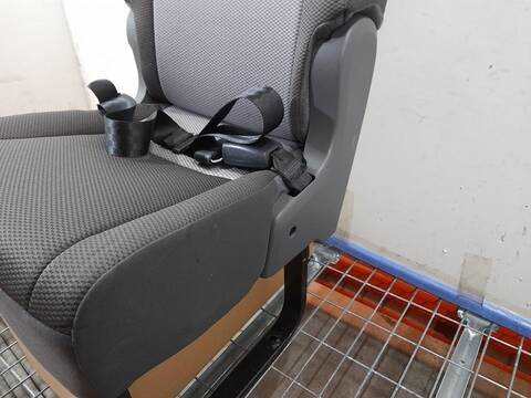 Foto 2ª: Asientos Traseros Toyota Hiace VERSION INDEFINIDA (2019)