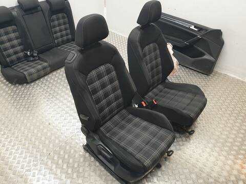 Foto 3ª: Juego Asientos Completos Volkswagen Golf GTD BLUEMOTION TECH. (2013)