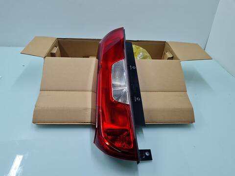 Piloto Trasero Izquierdo Fiat Doblo EASY 95CV 70KW