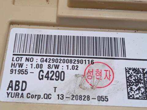 Foto 4ª: Caja Reles Fusibles Hyundai i30 1.0 TGDI CAT 120CV 88KW [G3LF] (2021)