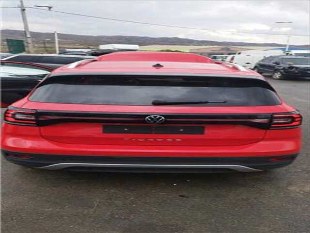 Portón Volkswagen T-Cross 1.0 TSI 110CV 81KW