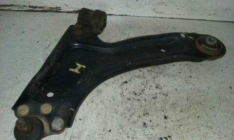 Foto 2ª: Brazo Suspension Delantero Izquierdo Opel Corsa 1.3 16V CDTI CAT Z 13 DT - LN9) 69CV 51KW [Z13DT] (2005)