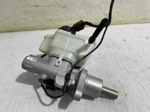 Foto 2ª: Bomba Freno Skoda Yeti ACTIVE 105CV [CBZB] (2009)