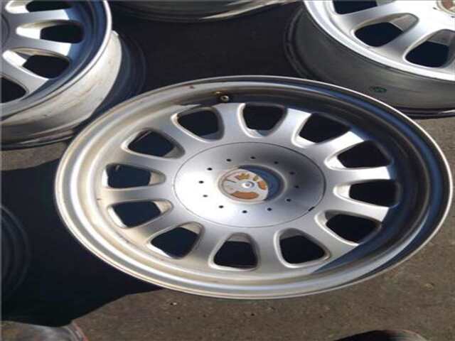 Foto 3ª: Juego LLantas Bmw Serie 5 518 2.5 525TDS [2.5 LTR. - 105 KW TURBODIESEL CAT] [M51 D25 (25 6 T1)]