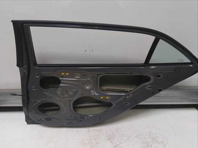 Puerta Trasera Derecha Kia Rio 101 CV 74KW