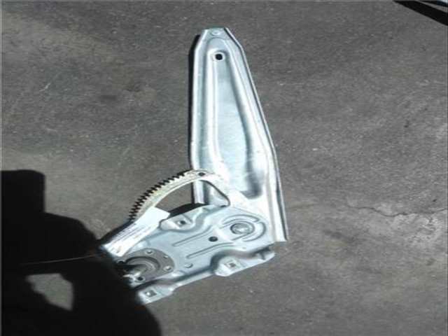 Elevalunas Manual Trasero Izquierdo Toyota Yaris 1.5