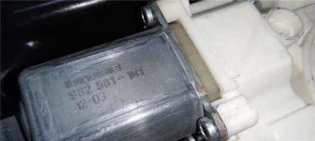 Elevalunas Eléctrico Delantero Derecho Fiat Freemont 2.0 BASIS [2.0 LTR. - 103 KW 16V MULTIJET CAT]