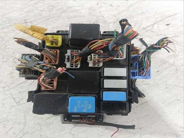 Foto 2ª: Caja Reles Fusibles Kia Rio 1.5 CRDI 110CV [D4FA] (2005)