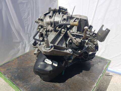 Foto 3ª: Caja Cambios Renault Megane 1.4 16V BM0B CM0B) 98CV 72KW II BM0/1_ CM0/1_) [K4J740] (2006)