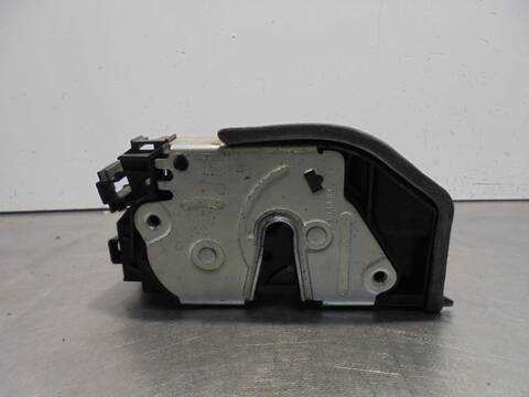 Foto 3ª: Cerradura Puerta Delantera Izquierda Bmw Serie 5 518 530D BERLINA 231CV 170KW [306D3 D] (2006)