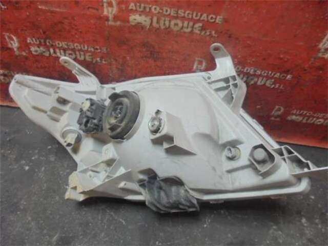 Faro Izquierdo Toyota Hilux 3.0 CABINA DOBLE EXECUTIVE 4X4 [3.0 LTR. - 126 KW TURBODIESEL]