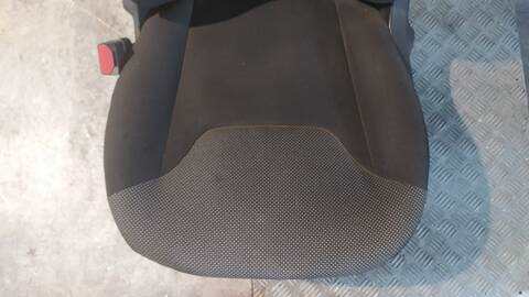 Foto 3ª: Asiento Delantero Izquierdo Ford Transit AMBIENTE 75CV 55KW [UGCB] (2015)