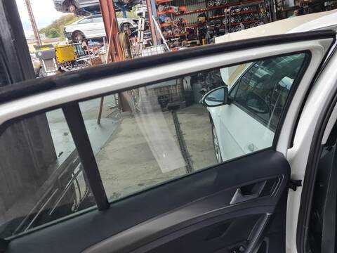 Elevalunas Manual Trasero Izquierdo Volkswagen Golf ADVANCE BLUEMOTION 105CV 77KW