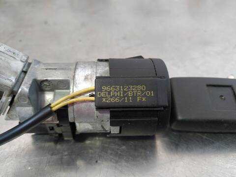 Foto 2ª: Antirrobo Peugeot 207 CONFORT 68CV 50KW [8HR O 8H01] (2011)